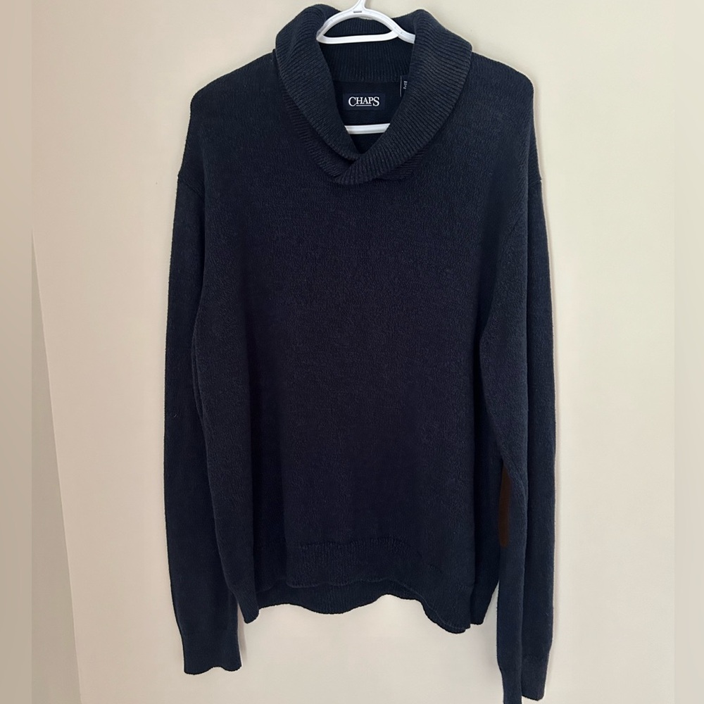 Chaps Navy Blue 100% size large Sweater‎ With Brown Elbow Pads